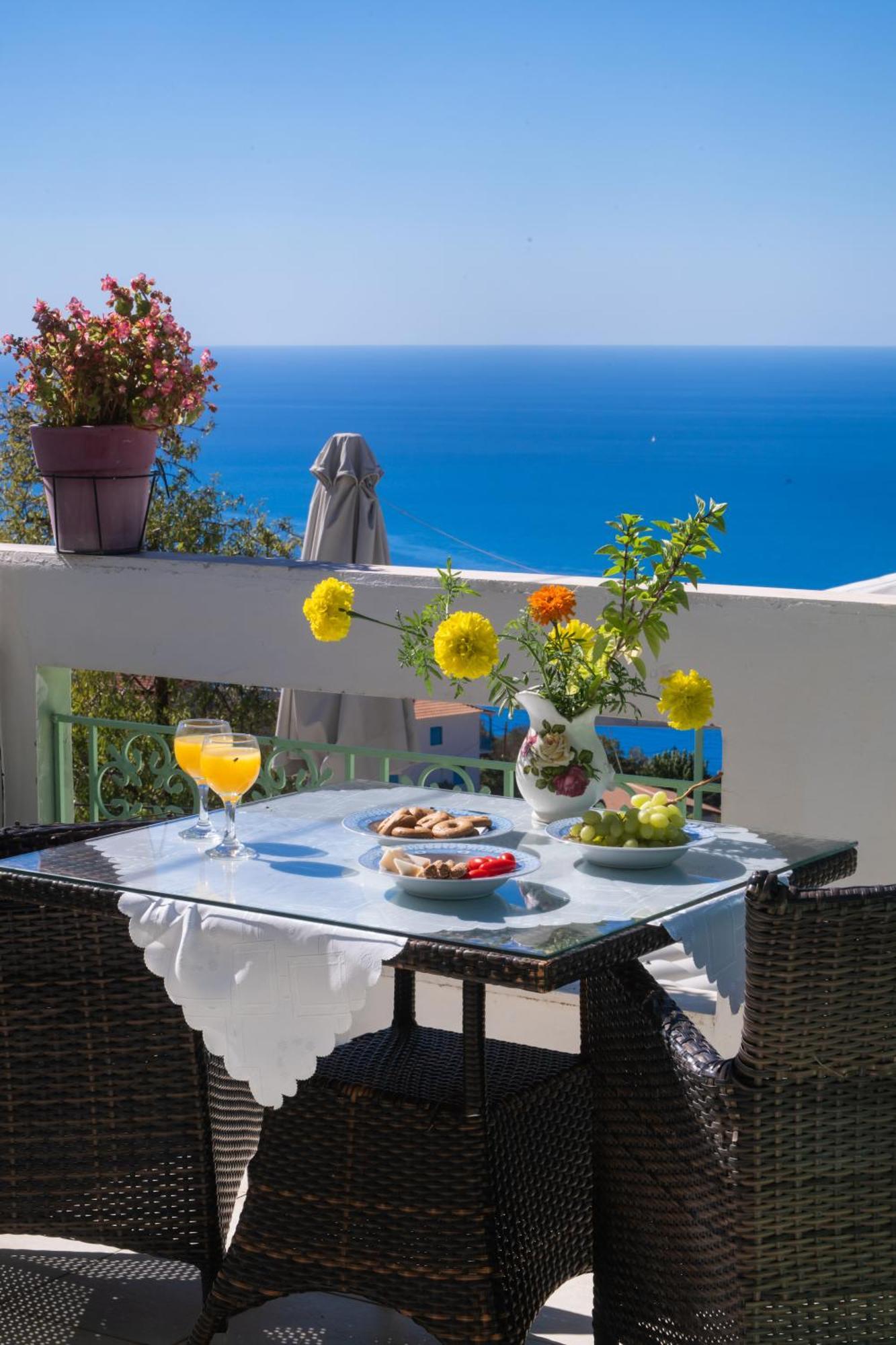 Sunset Bella Vista Apartment Athanion Exterior photo