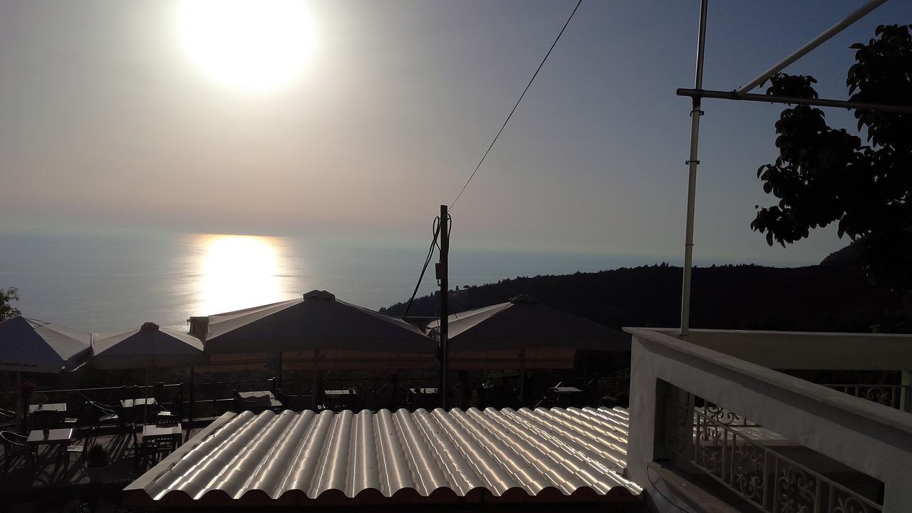 Sunset Bella Vista Apartment Athanion Exterior photo
